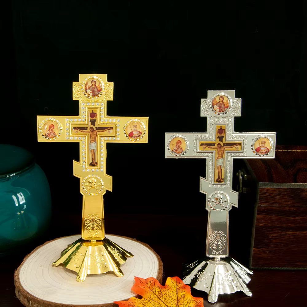 Crucifix Orthodoxe Russe sur Pied en Métal