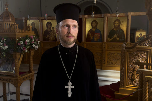 Le prêtre orthodoxe : vêtements, rangs et rôles dans l'Église