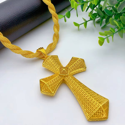 Collier Pendentif Croix Éthiopienne Torsadée — Grand Modèle Couleur Or