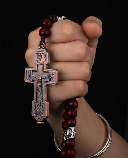 Chapelet de Poche Pietà — Croix Orthodoxe en Bois, 33 Perles de Prière