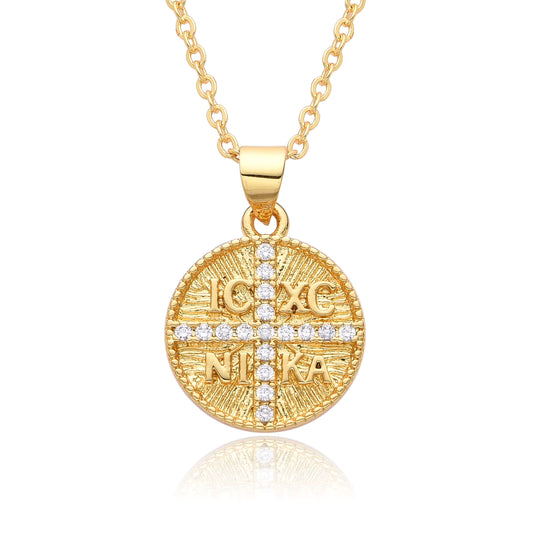 Médaillon "IC XC NIKA" Croix Pavée de Strass, Plaqué Or