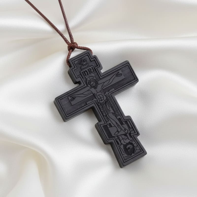Pendentif croix orthodoxe en bois de couleur noir avec inscription INRI Jésus