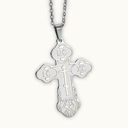 Pendentif croix orthodoxe serbe en finition argent avec chaîne acier inoxydable
